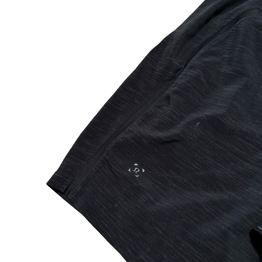 Lululemon Men's Pace Breaker Heather Black Athletic Gym Shorts Size M 29 x 6.5 - Picture 4 of 6